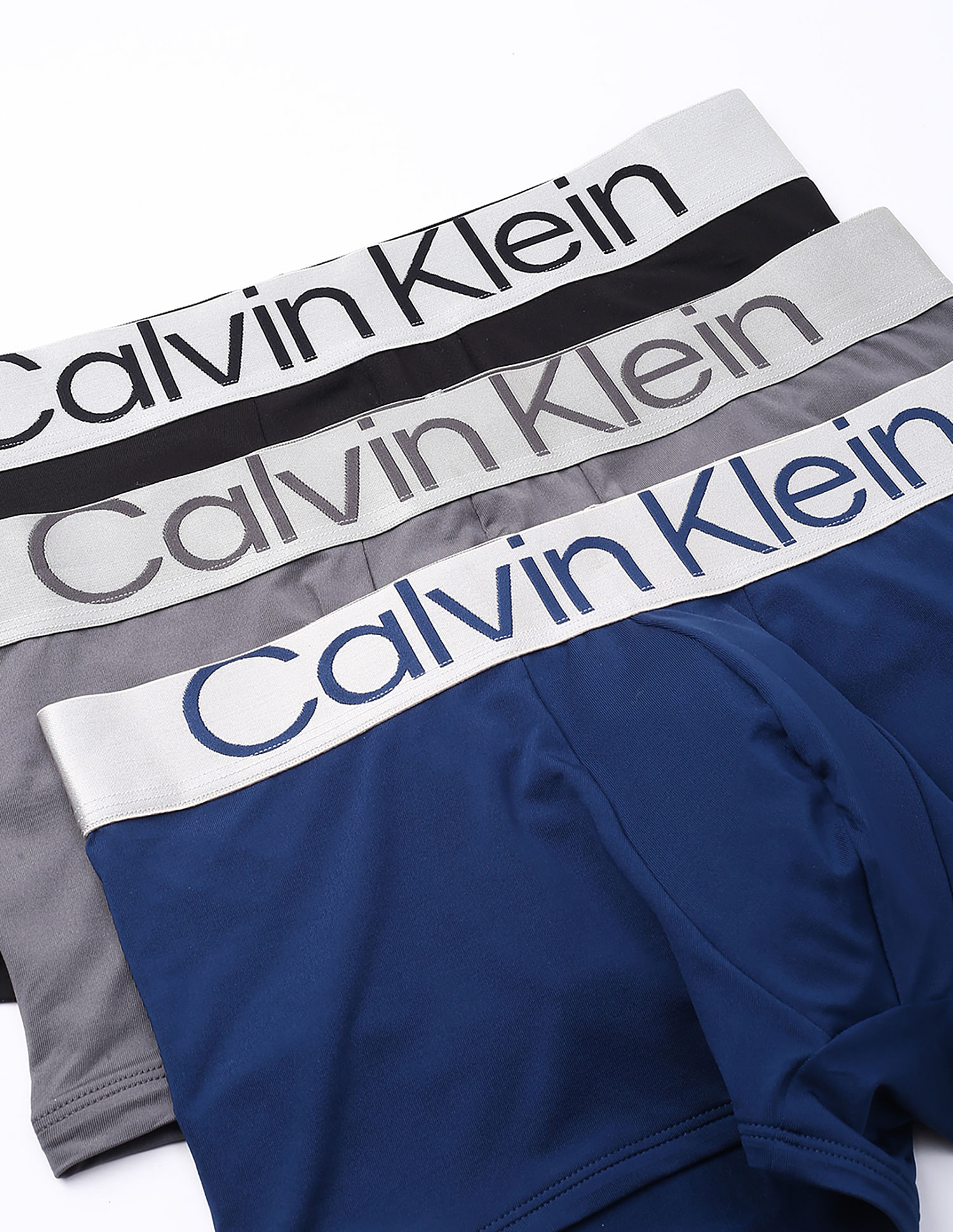 Calvin Klein Underwear Low Rise Solid Trunks : Pack Of 3
