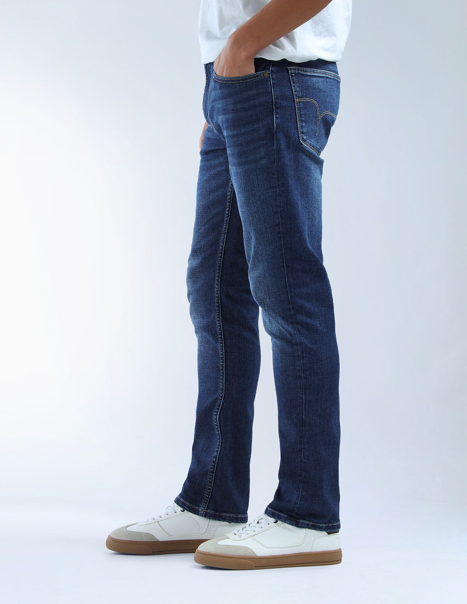 Flying Machine Freddie Slim Straight Fit Authentic Signature Jeans