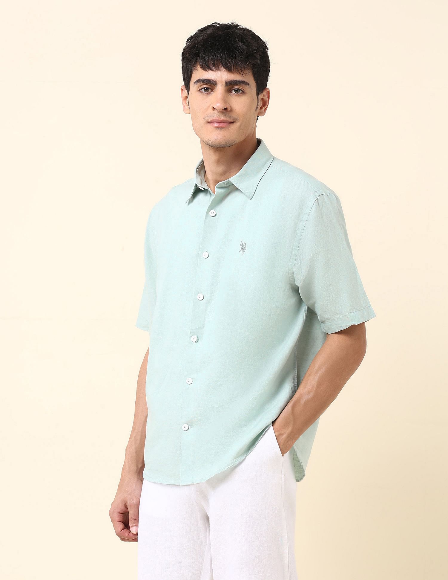 U.S. Polo Assn. Solid Tailored Fit Amsler Shirt