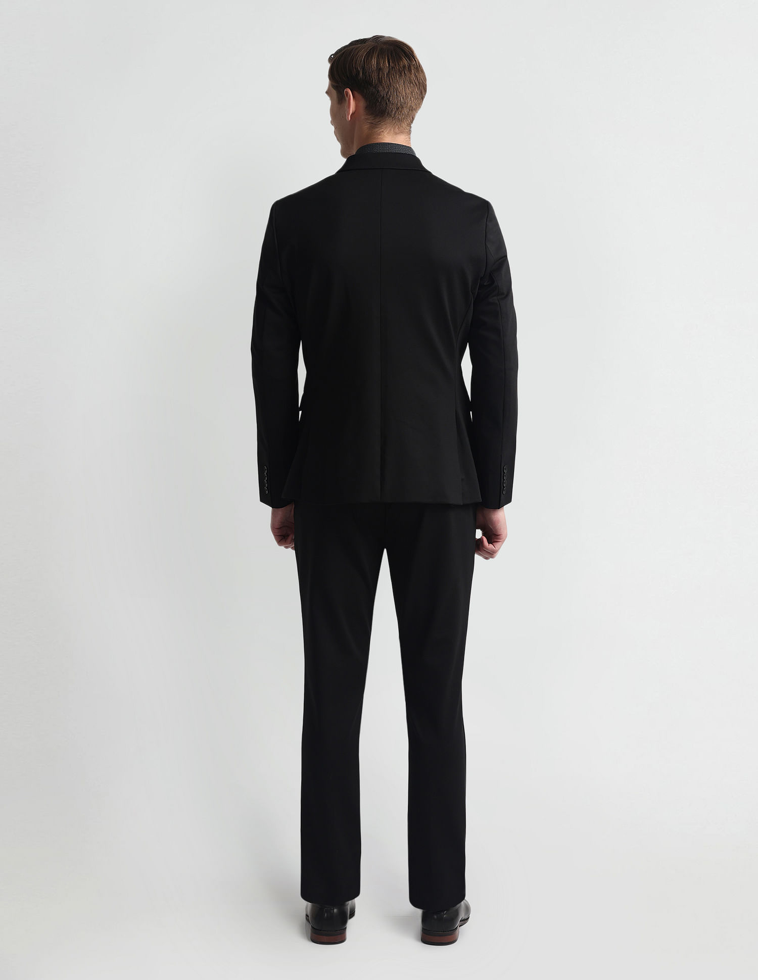 Arrow Zero Calorie Slim Fit Two Piece Suit