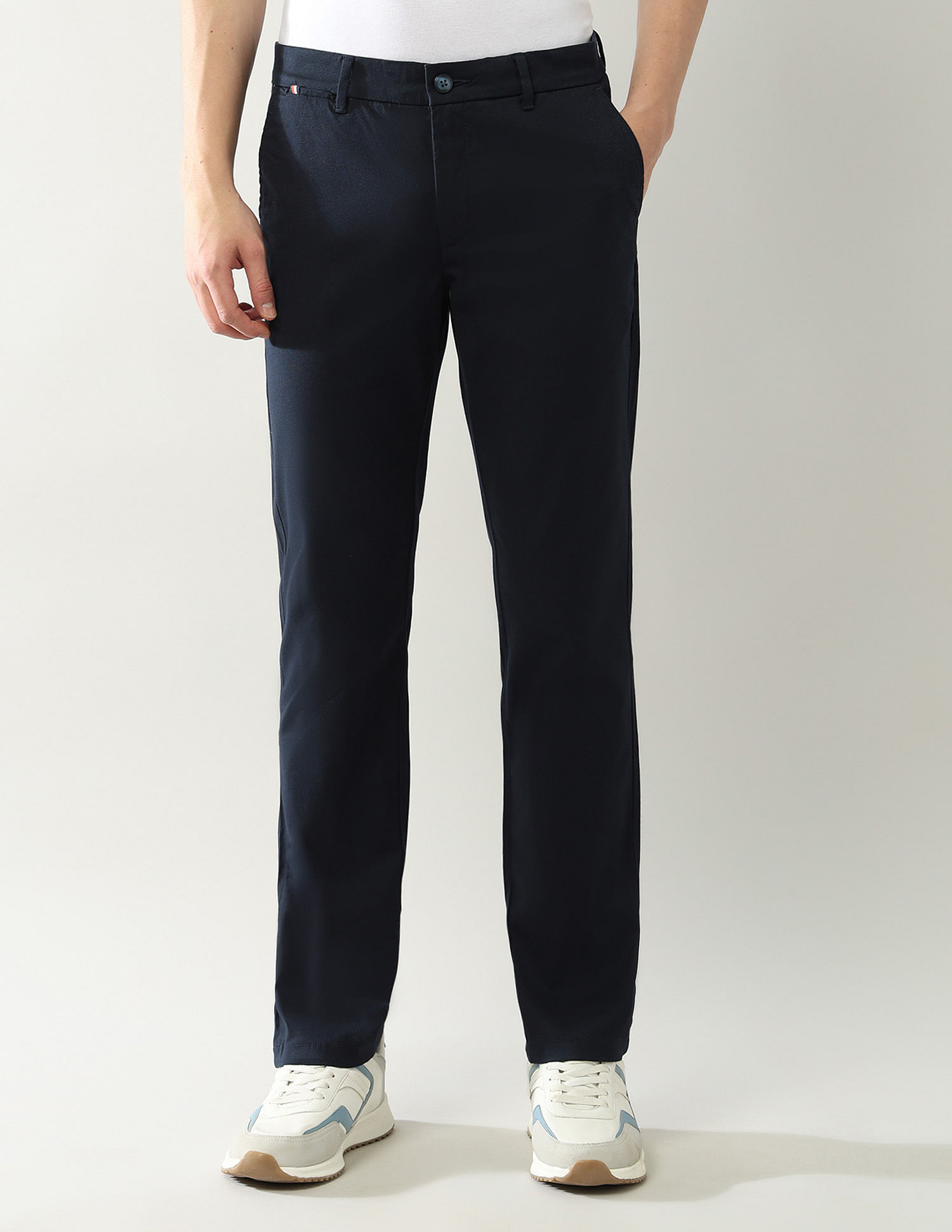Arrow Sport Mid Rise Dobby Autopress Flx Trousers
