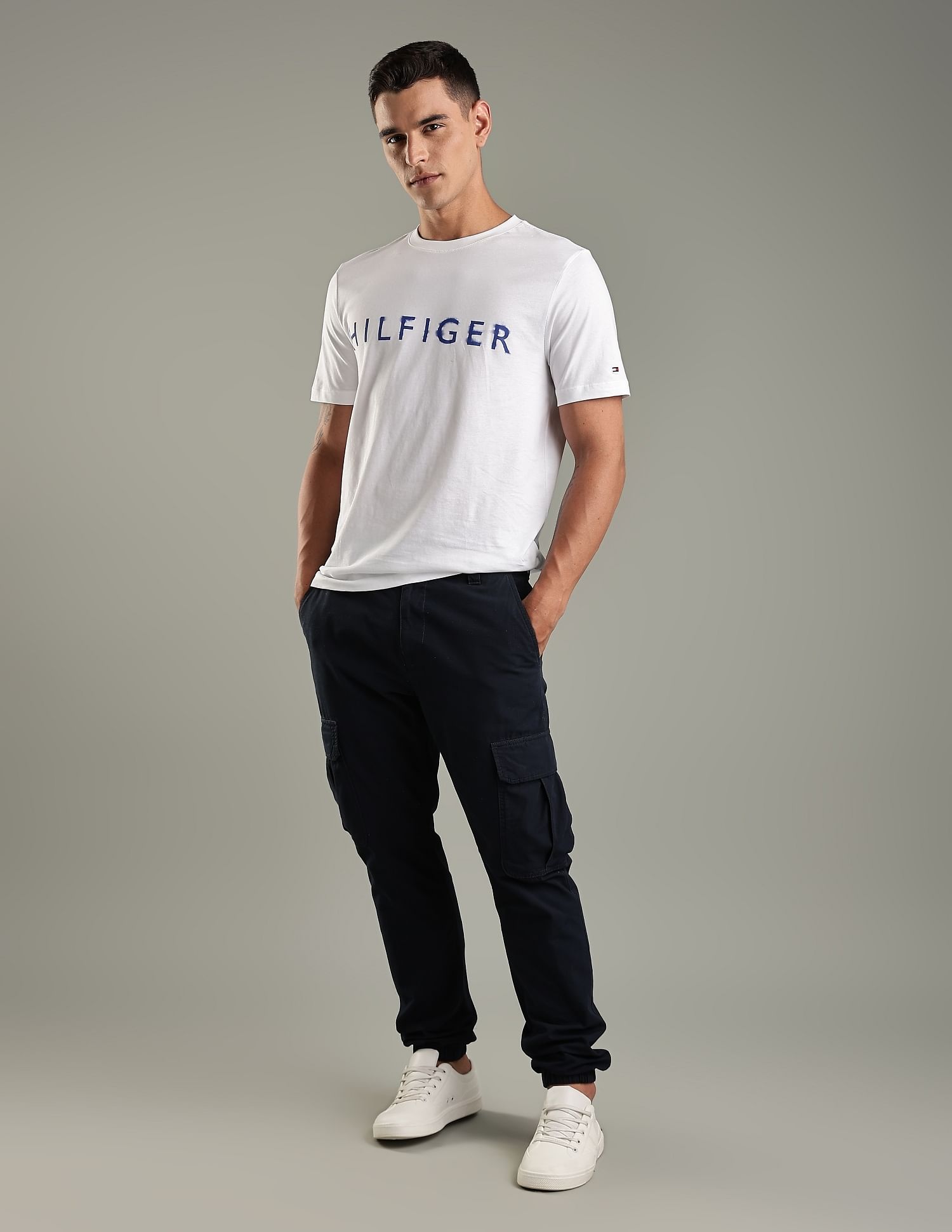 Tommy Hilfiger Logo Regular-Fit Cotton T-Shirt