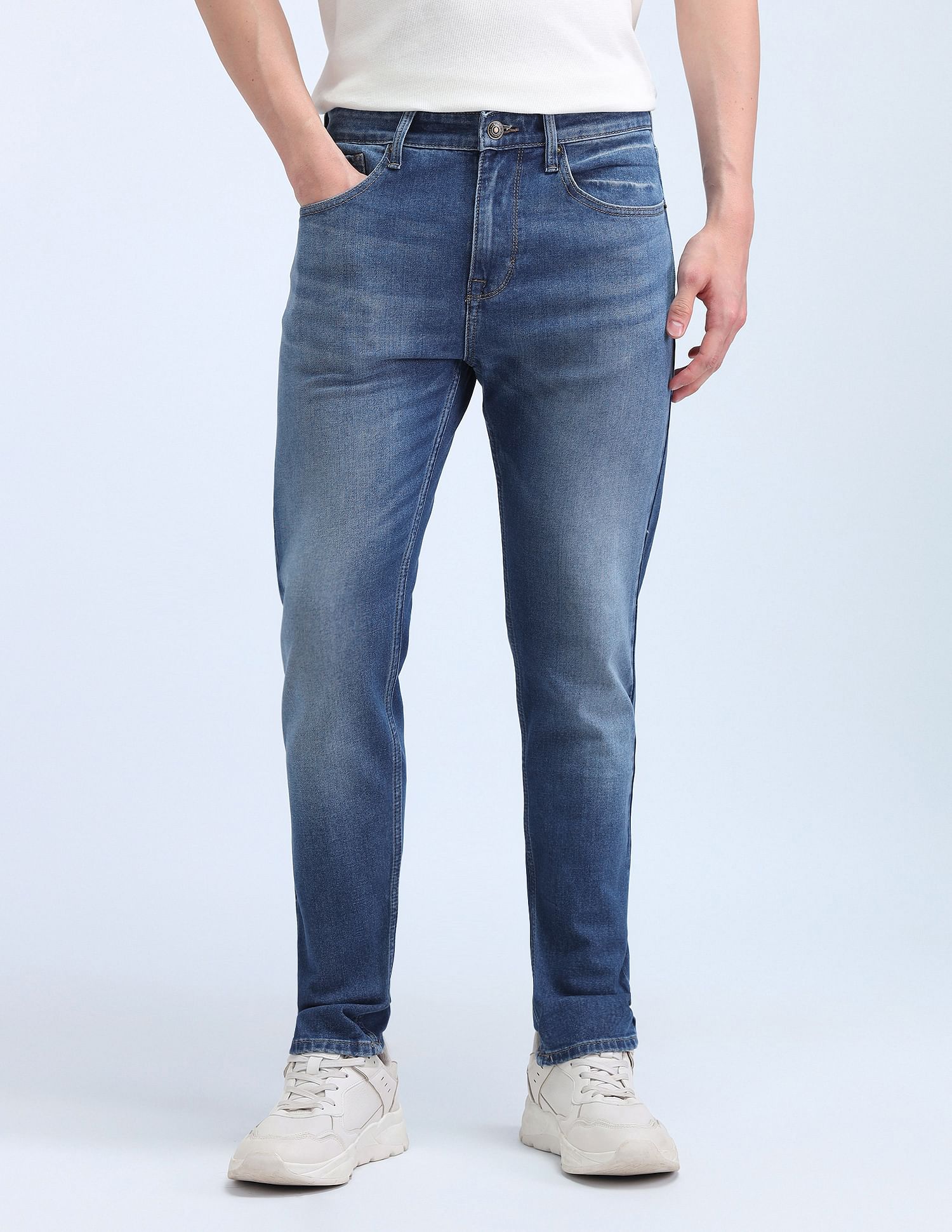 Flying Machine Mid Rise Slim Tapered Fit Jeans