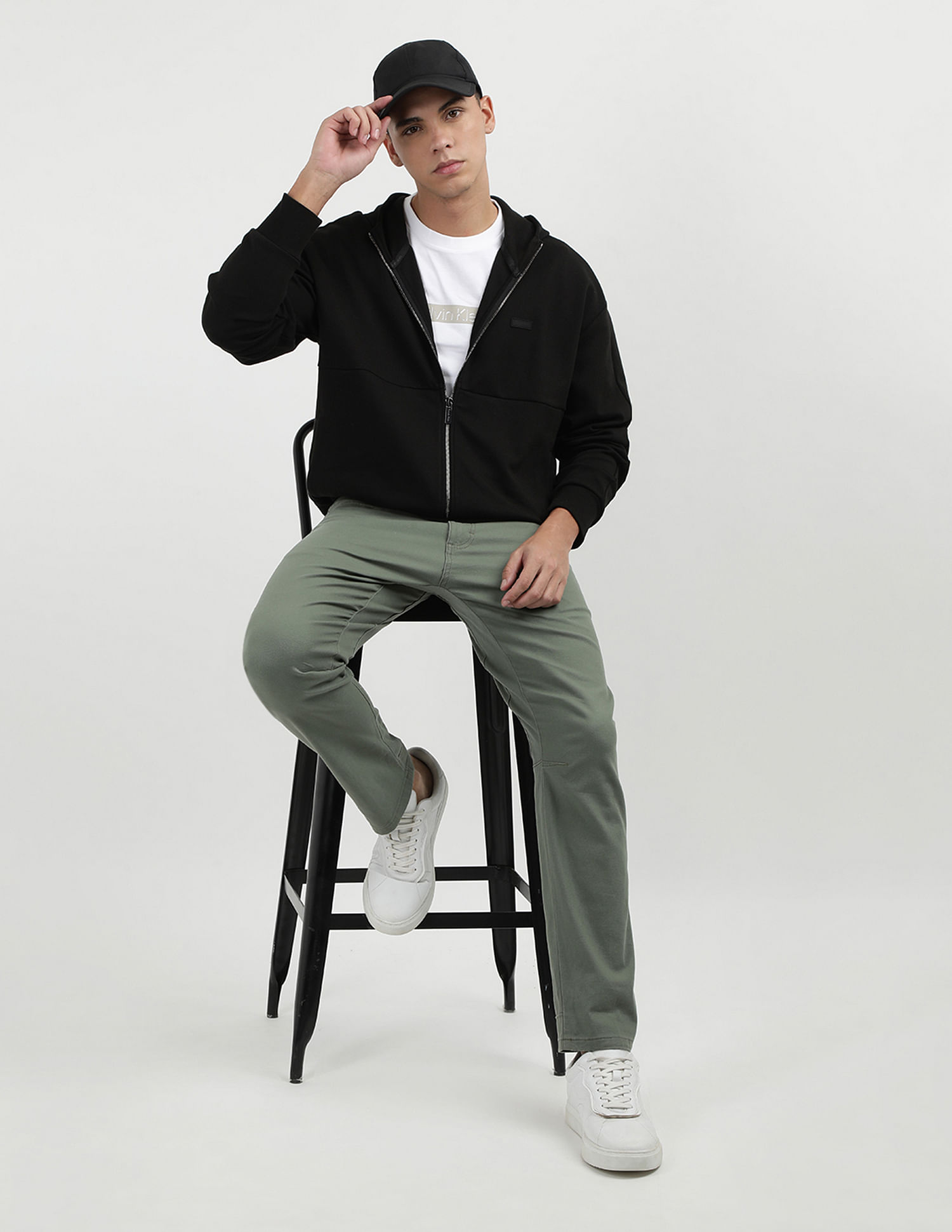Calvin Klein Jeans Monogram Comfort Slim Fit Sweatshirt