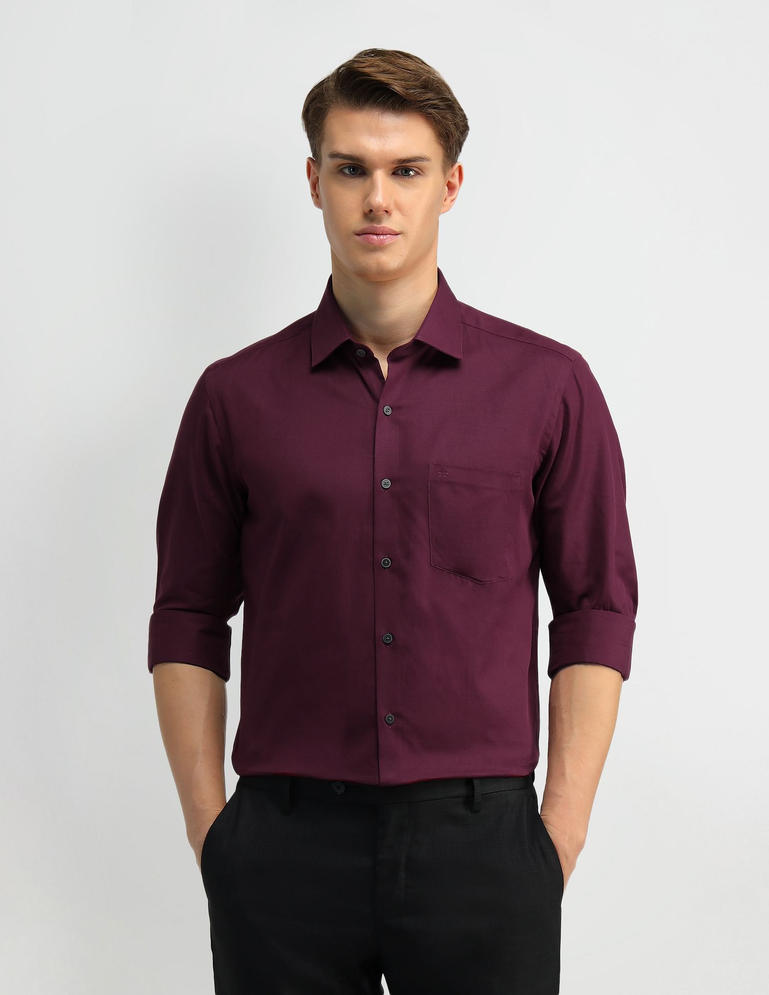 Arrow Manhattan Slim Fit Cotton Shirt
