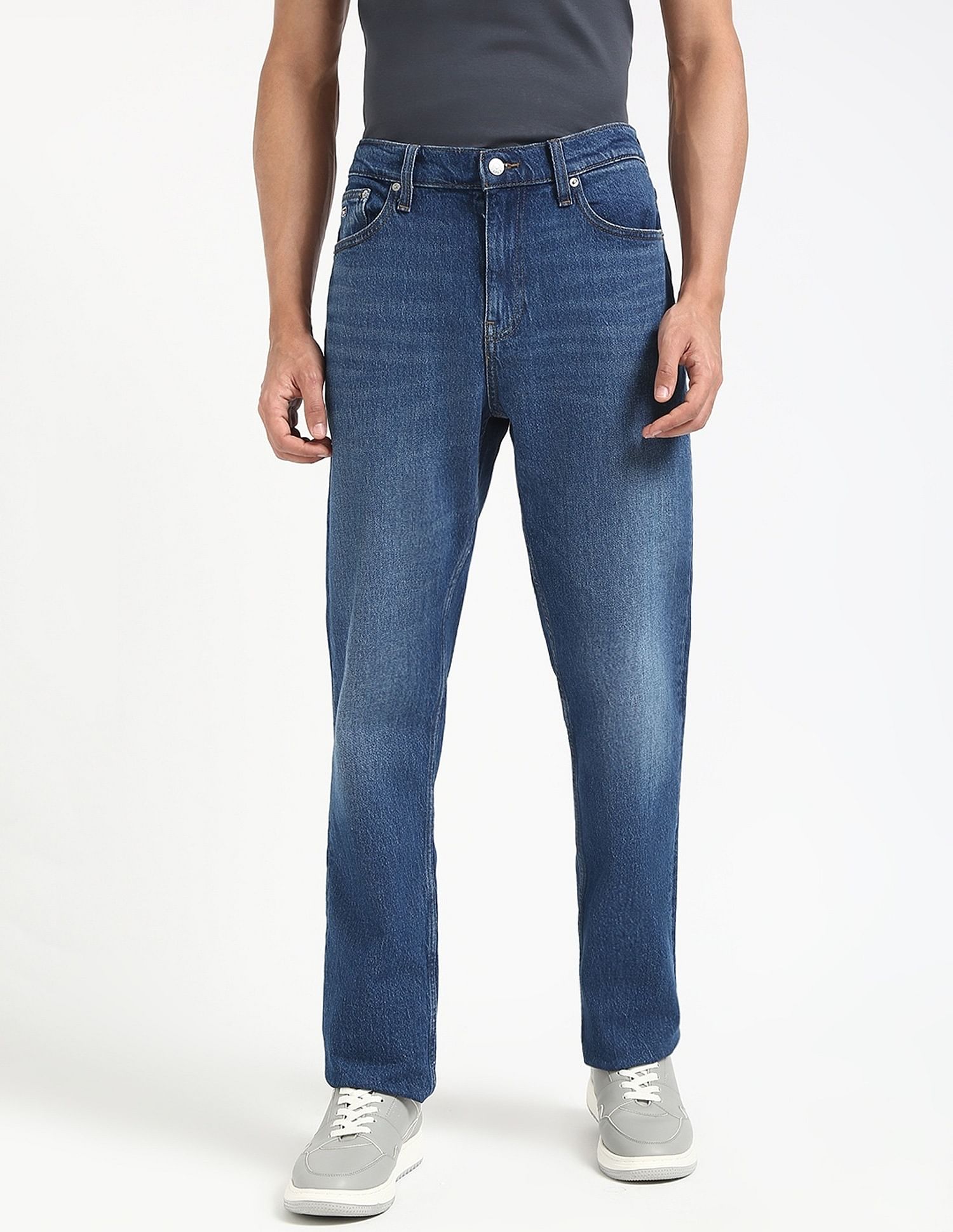Tommy Hilfiger Light-Wash Slim-Fit Mid Rise Jeans