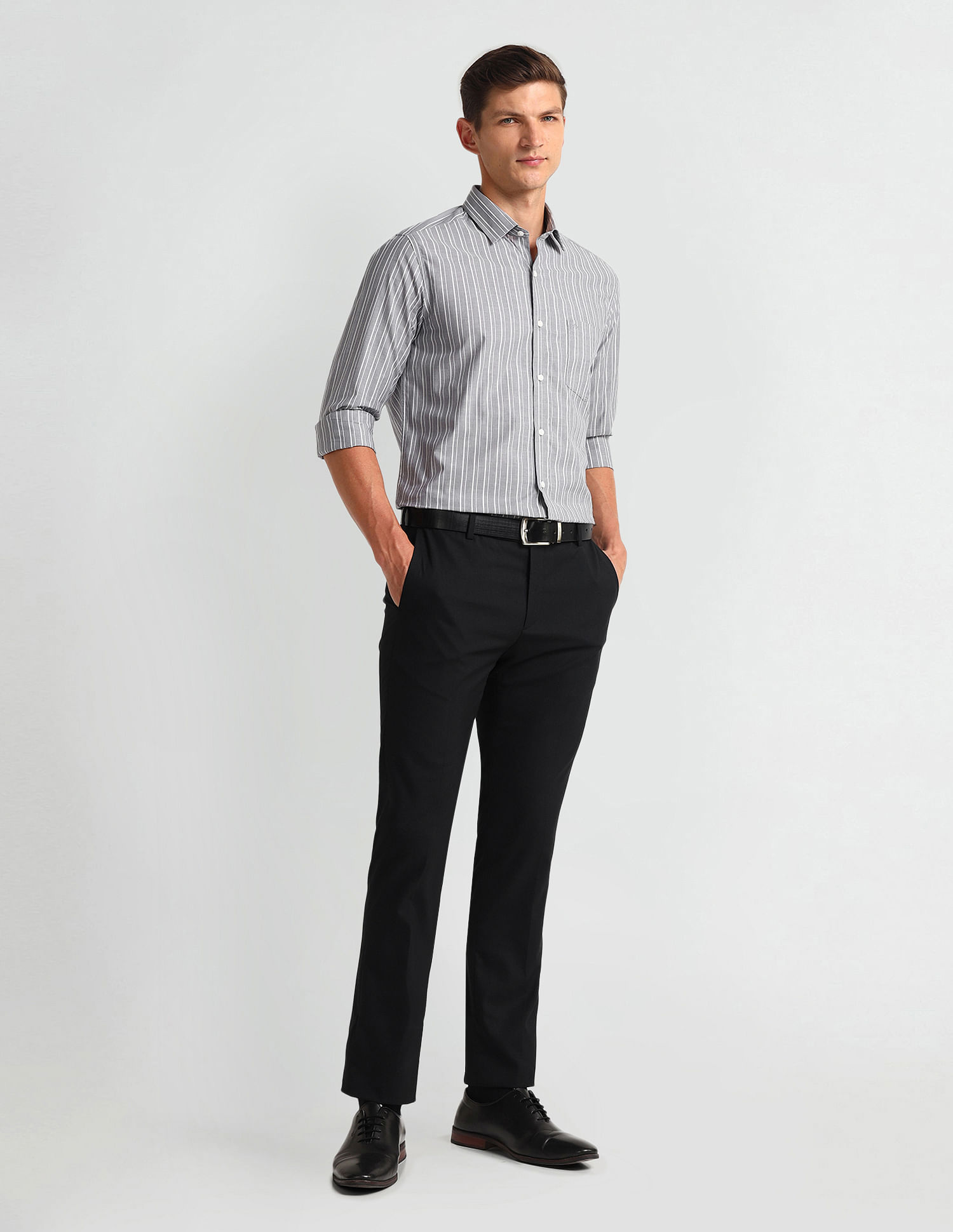 Arrow Manhattan Slim Vertical Striped Cotton Shirt
