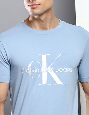 Buy Calvin Klein Jeans Short Sleeve Logo T-Shirt - NNNOW.com