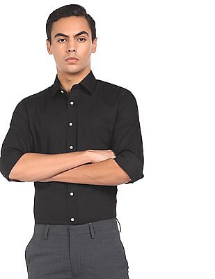 Arrow Spread Collar Solid Formal Shirt