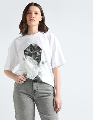 Calvin Klein Crew Neck Diamond Graphic T-Shirt