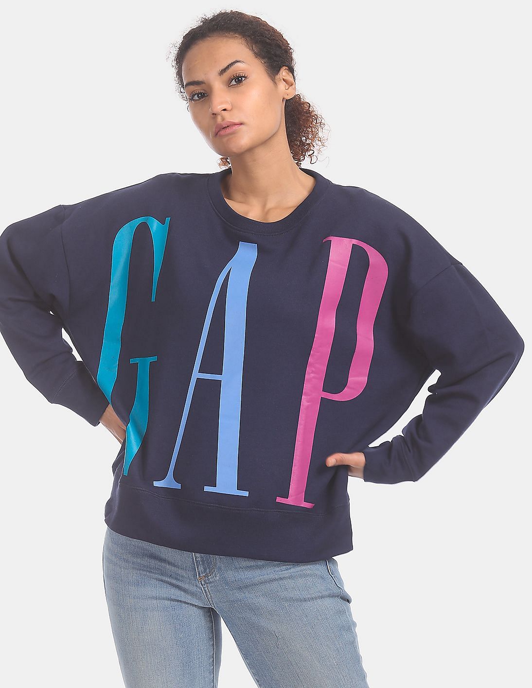 gap blue sweatshirt