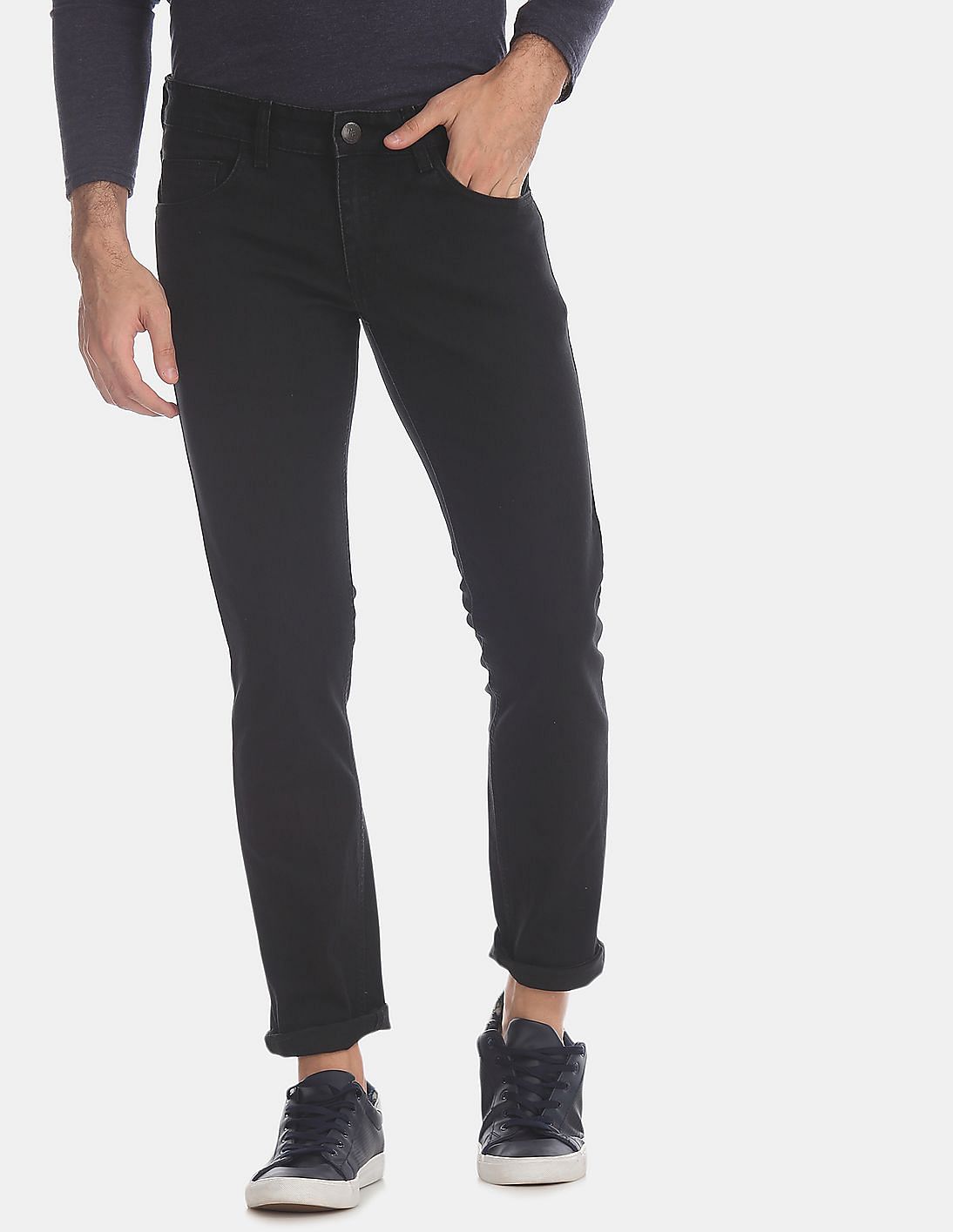 Buy Men Black Skinny Fit Rinsed Jeans online at NNNOW.com