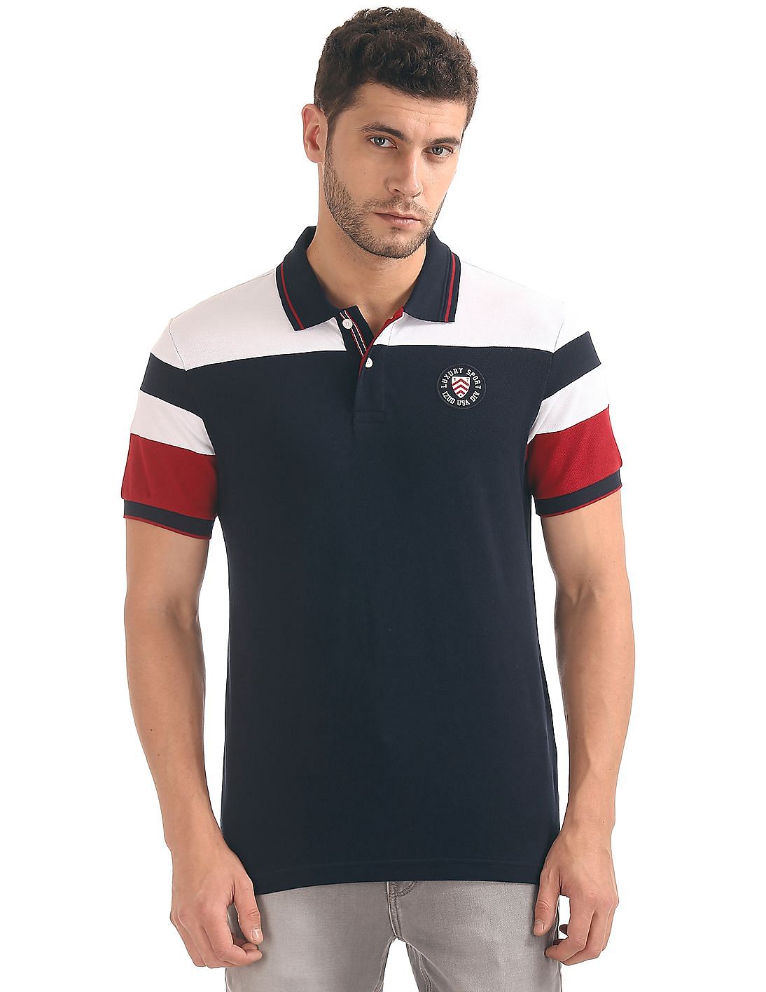 Buy Izod Men Slim Fit Colour Blocked Polo Shirt - NNNOW.com
