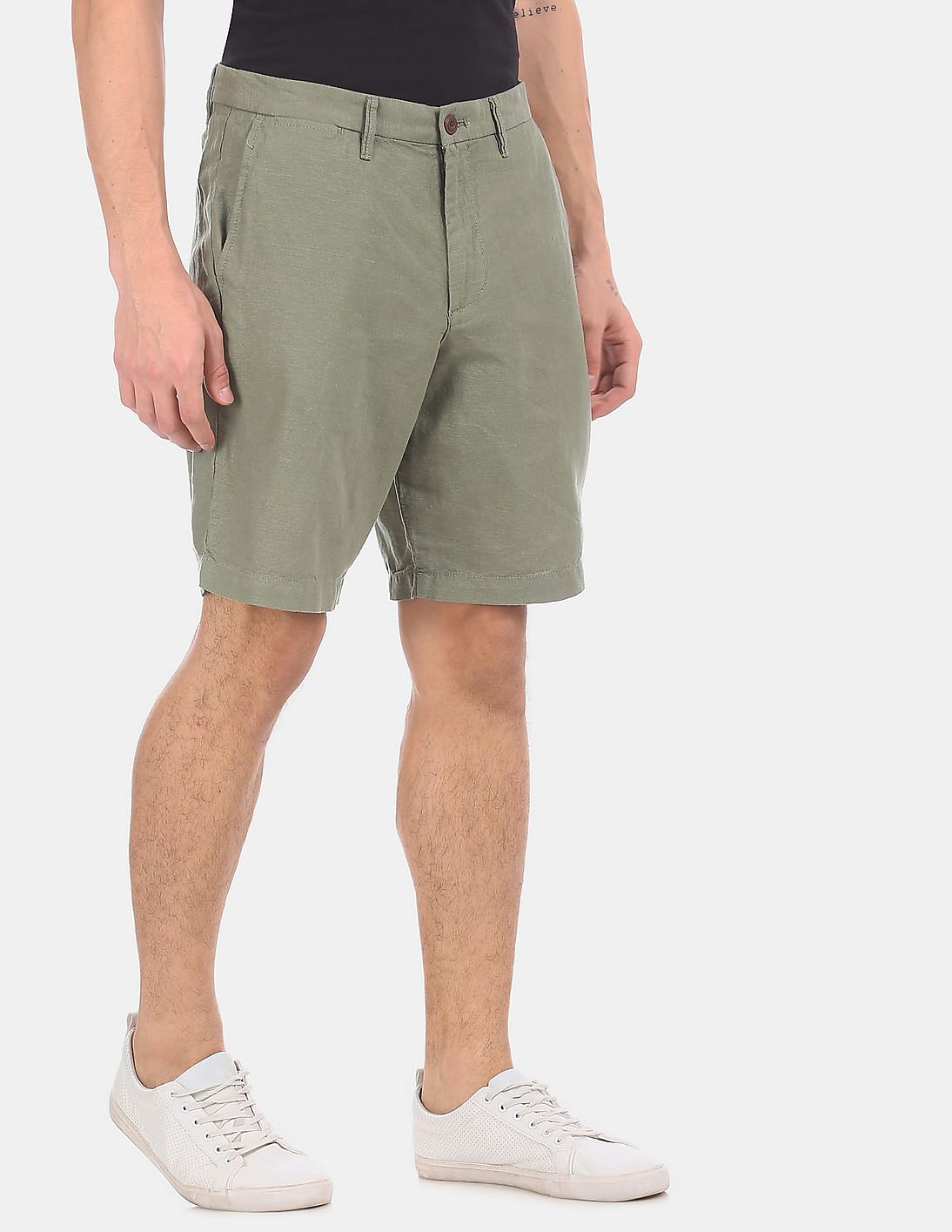 Buy GAP Men Olive Green Mid Rise Linen Shorts - NNNOW.com