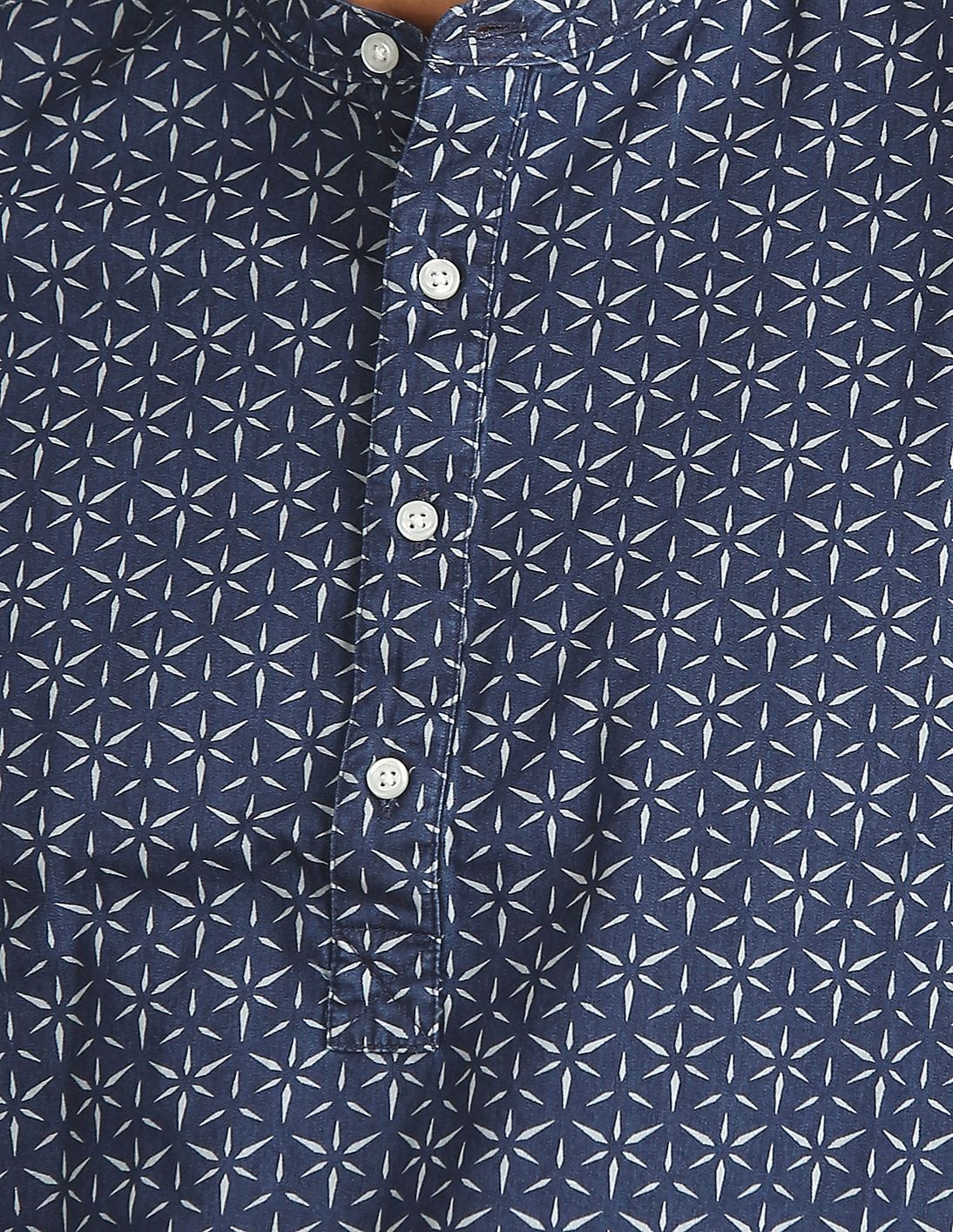 Buy GAP Men Blue Short Sleeve Half-Button Shirt In Chambray
