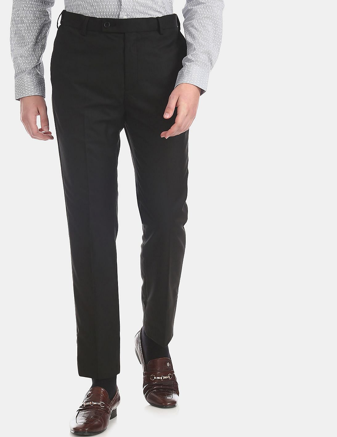 Buy Men Black Autoflex Waist Patterned Trousers online at NNNOW.com