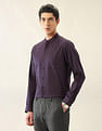 Arrow Textured Manhattan Slim Fit Ceremonial Shirt