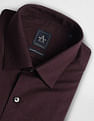 Arrow Solid Manhattan Slim Fit Shirt