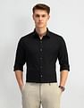 Arrow Liberty Classic Fit Vertical Striped Shirt